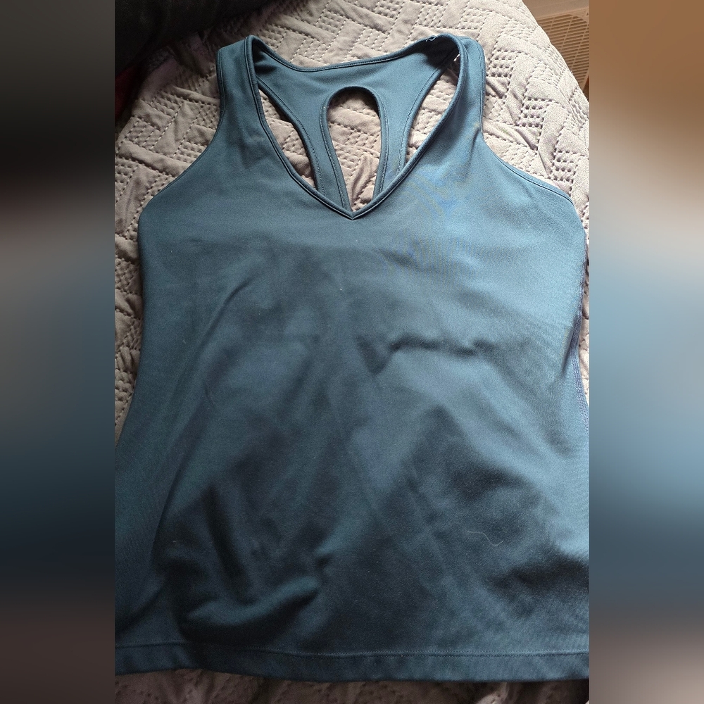 Carbon 38 halter tank